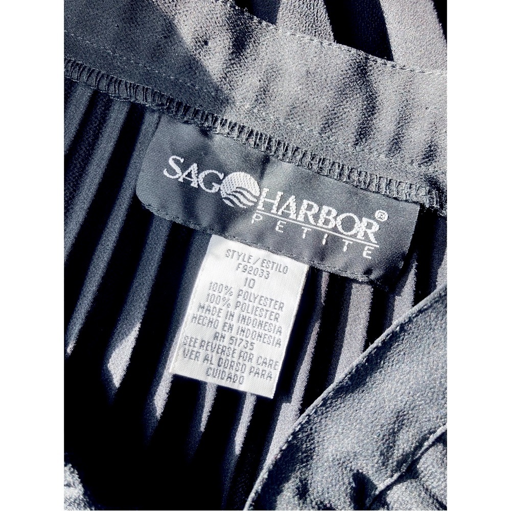 Sag Harbor Small Pleated Tea Length Skirt Black Vintage 10P Midi - Picture 5 of 6